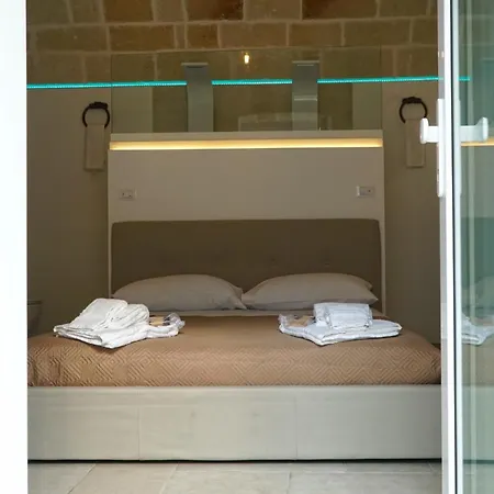 141 - Luxury Bed & Breakfast Monopoli