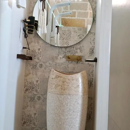 141 - Luxury 3* Monopoli