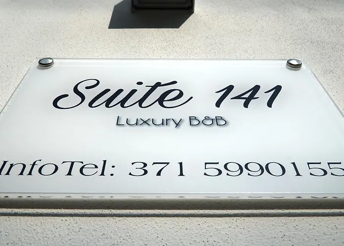 141 - Luxury לינה וארוחת בוקר